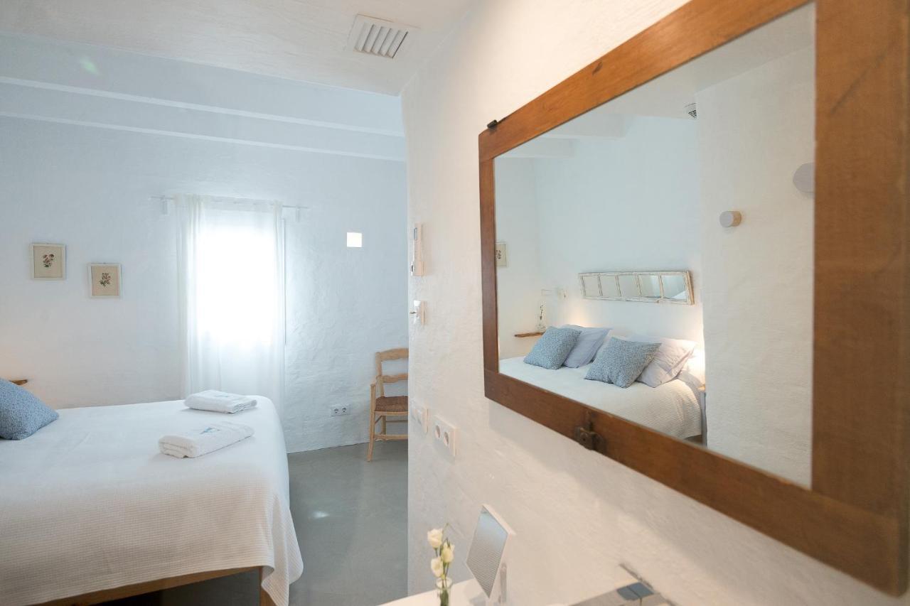 Hotel Anhel Ferreries Esterno foto